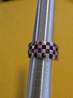 Vintage 925 Sterling Ring w/ Checkerboard Pattern of Rubies & Sapphire Gemstones